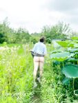 最新8月OF訂購①，極品亂倫姨侄戀【小姨媽】風韻知性女人味，喜歡我的小姨，雪白美臀野戰車震內射，當著孩子面肏
