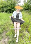 最新8月OF訂購①，極品亂倫姨侄戀【小姨媽】風韻知性女人味，喜歡我的小姨，雪白美臀野戰車震內射，當著孩子面肏