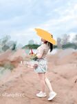 最新8月OF訂購①，極品亂倫姨侄戀【小姨媽】風韻知性女人味，喜歡我的小姨，雪白美臀野戰車震內射，當著孩子面肏