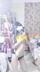 清纯白嫩小母狗学妹『辞安』白虎当然要配白丝啦，好喜欢被鸡巴插入的感觉，想当哥哥的炮架被哥哥抱起来操