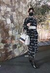 顶级约炮大神『首尔大武器』端庄人妻优雅御姐清纯学妹性感嫩模众多反差骚婊，草不到女神在别人面前就是精盆②