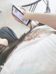 海角《兄妹乱伦》【我的龙凤胎妹妹】龙凤胎哥哥强上02年亲妹妹再次操正在写作业的妹妹干到一半才发现老妈在家