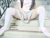 ห้องเรียนของ "พีช ลิตเติ้ล โมโมะ" สาวโรงเรียนที่ตัดกันในวิทยาเขตสีเขียว