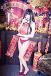超美巨乳女神【黎菲兒（三頭犬）】OF私拍福利 肚兜挑逗