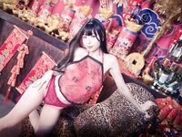 超美巨乳女神【黎菲兒（三頭犬）】OF私拍福利 肚兜挑逗