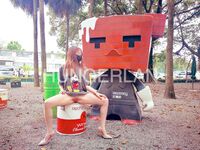 9월 최신 워터프리 소식! 트위터 [HUNGERLAN] 팔로워 40만 명을 보유한 여신은 초특급 구강성교 중 행인들 앞에 노출, 릴리 3P 항문항문 발달