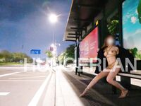 9월 최신 워터프리 소식! 트위터 [HUNGERLAN] 팔로워 40만 명을 보유한 여신은 초특급 구강성교 중 행인들 앞에 노출, 릴리 3P 항문항문 발달