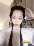 The innocent young lady showing her face in 2004 [Pepper Seed] latest customization for September - Hanfu