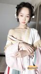 The innocent young lady showing her face in 2004 [Pepper Seed] latest customization for September - Hanfu
