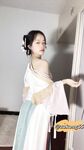The innocent young lady showing her face in 2004 [Pepper Seed] latest customization for September - Hanfu