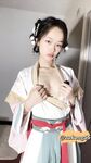 The innocent young lady showing her face in 2004 [Pepper Seed] latest customization for September - Hanfu