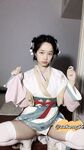 The innocent young lady showing her face in 2004 [Pepper Seed] latest customization for September - Hanfu