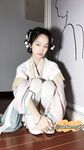 The innocent young lady showing her face in 2004 [Pepper Seed] latest customization for September - Hanfu