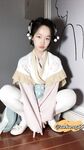The innocent young lady showing her face in 2004 [Pepper Seed] latest customization for September - Hanfu