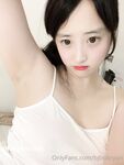 最新9月订阅福利，万人追踪OF极品露脸反差母狗【bjbubryun】私拍，天生一副欠干的脸，道具自嗨各种淫态