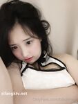 最新9月订阅福利，万人追踪OF极品露脸反差母狗【bjbubryun】私拍，天生一副欠干的脸，道具自嗨各种淫态