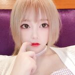 強くお勧めします、何千人もの人々に追われる女神になるのではなく、お金の所有者である雌犬、情熱と福利を備えたTwitterの美しさ[Xiao Susu]、2本指の禅サルスベリのクローズアップショット彼女の胸を揉みながら