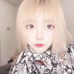 強くお勧めします、何千人もの人々に追われる女神になるのではなく、お金の所有者である雌犬、情熱と福利を備えたTwitterの美しさ[Xiao Susu]、2本指の禅サルスベリのクローズアップショット彼女の胸を揉みながら