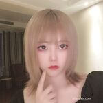 強くお勧めします、何千人もの人々に追われる女神になるのではなく、お金の所有者である雌犬、情熱と福利を備えたTwitterの美しさ[Xiao Susu]、2本指の禅サルスベリのクローズアップショット彼女の胸を揉みながら