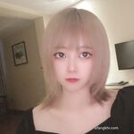 強くお勧めします、何千人もの人々に追われる女神になるのではなく、お金の所有者である雌犬、情熱と福利を備えたTwitterの美しさ[Xiao Susu]、2本指の禅サルスベリのクローズアップショット彼女の胸を揉みながら