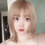 強くお勧めします、何千人もの人々に追われる女神になるのではなく、お金の所有者である雌犬、情熱と福利を備えたTwitterの美しさ[Xiao Susu]、2本指の禅サルスベリのクローズアップショット彼女の胸を揉みながら