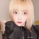 強くお勧めします、何千人もの人々に追われる女神になるのではなく、お金の所有者である雌犬、情熱と福利を備えたTwitterの美しさ[Xiao Susu]、2本指の禅サルスベリのクローズアップショット彼女の胸を揉みながら