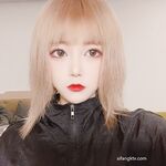 強くお勧めします、何千人もの人々に追われる女神になるのではなく、お金の所有者である雌犬、情熱と福利を備えたTwitterの美しさ[Xiao Susu]、2本指の禅サルスベリのクローズアップショット彼女の胸を揉みながら