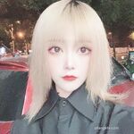 強くお勧めします、何千人もの人々に追われる女神になるのではなく、お金の所有者である雌犬、情熱と福利を備えたTwitterの美しさ[Xiao Susu]、2本指の禅サルスベリのクローズアップショット彼女の胸を揉みながら