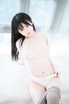桜井寧々-NO.51 Yoga Girl