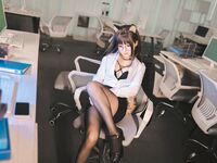 Sakurai Nene NO.039 Shiba Inu Secretary 