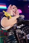 B站【Yiko湿润兔咬一口兔娘】最新『妮可三百窟』Shake it 双视角骚舞SM捆绑很顶