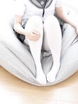 森萝财团万狼求购！合法治愈系清纯小妹【小樱】万元定制，无毛美鲍，学生服露出，紫薇，秀玉足，原版4K画质