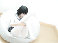 森萝财团万狼求购！合法治愈系清纯小妹【小樱】万元定制，无毛美鲍，学生服露出，紫薇，秀玉足，原版4K画质