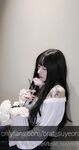 重磅9月无水福利，万人求档OF满分颜值，大奶女神【brat_suyeon】露脸性爱自拍，极度反差，3P啪啪一字马