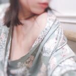 The latest no watermark benefit for October! The best little bitch in the telegram group, the cuckold hotwife [she is the little fat sheep] privately filmed, hooked up with a single man in a 3P, flanked from front to back, climaxed to the point of convuls