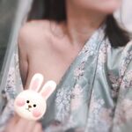 The latest no watermark benefit for October! The best little bitch in the telegram group, the cuckold hotwife [she is the little fat sheep] privately filmed, hooked up with a single man in a 3P, flanked from front to back, climaxed to the point of convuls
