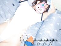 最新10月無水印訂閱！推特清純甜美巨乳女神【宮本山酒】最新福利，揉捏波霸，道具紫薇花心粉嫩，母狗屬性拉滿