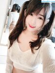 Con ngựa giống lớn với 330.000 người hâm mộ [Chao Youting] đã cặp kè với cô gái trẻ xinh đẹp người mẫu [Meat Bun], lộ mặt và chụp ảnh selfie khi ân ái. Thân hình hạng S của anh ta hấp dẫn đến mức anh ta đã quan hệ tình dục với cô ấy 2 lần trong một lần. h