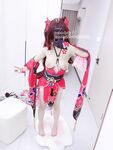 超极品可爱小萝莉『小宅酱』被爸爸用拍子打红屁股牵着狗链挨操呜呜呜好疼但是好刺激啊