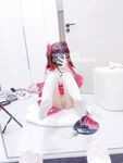 超极品可爱小萝莉『小宅酱』被爸爸用拍子打红屁股牵着狗链挨操呜呜呜好疼但是好刺激啊