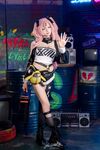 咬一口兔娘ovo-9月作品『妮可三百窟』Shake it