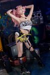 咬一口兔娘ovo-9月作品『妮可三百窟』Shake it