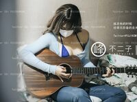 【深夜企画】最高のモデル【峰不二子】 ～ギターお姉さんの香る野外露出とオナニー、最高の好色娘の全自動汁搾り～