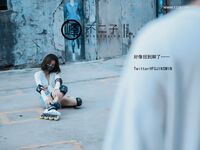 【深夜企划】极品模特【峰不二子】-美穴塞入跳蛋玩滑下体都湿透了男厕帮路人小哥哥解决翘硬肉棒