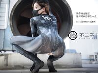 【深夜企画】最高のモデル【峰不二子】 ・屋上で着替えて淫らな姿を現すスパイダーウーマン。