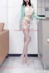【深夜企划】极品模特【峰不二子】-露脸私拍流出699档次