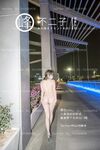 【深夜企劃】極品模特【峰不二子】-馬路中央驚險之旅 全裸露出灌腸噴射 在車流中完成菊穴高潮