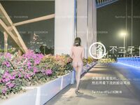 【深夜企劃】極品模特【峰不二子】-馬路中央驚險之旅 全裸露出灌腸噴射 在車流中完成菊穴高潮