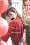 【深夜企划】极品模特【懂小姐】-花木兰古城Cosplay倾国倾城，被路人发现拍下威胁吃豆腐