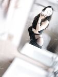 性感良家尤物人妻『ALY』5p成就達成啦，同時面對四根肉棒一起興奮到不知道先從哪個開始，一直求著各位爸爸操我